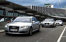 Flughafen Zürich: Audi fährt beim Weltwirtschaftsforum mit SynFuel: Audi A8 4.2 TDI.